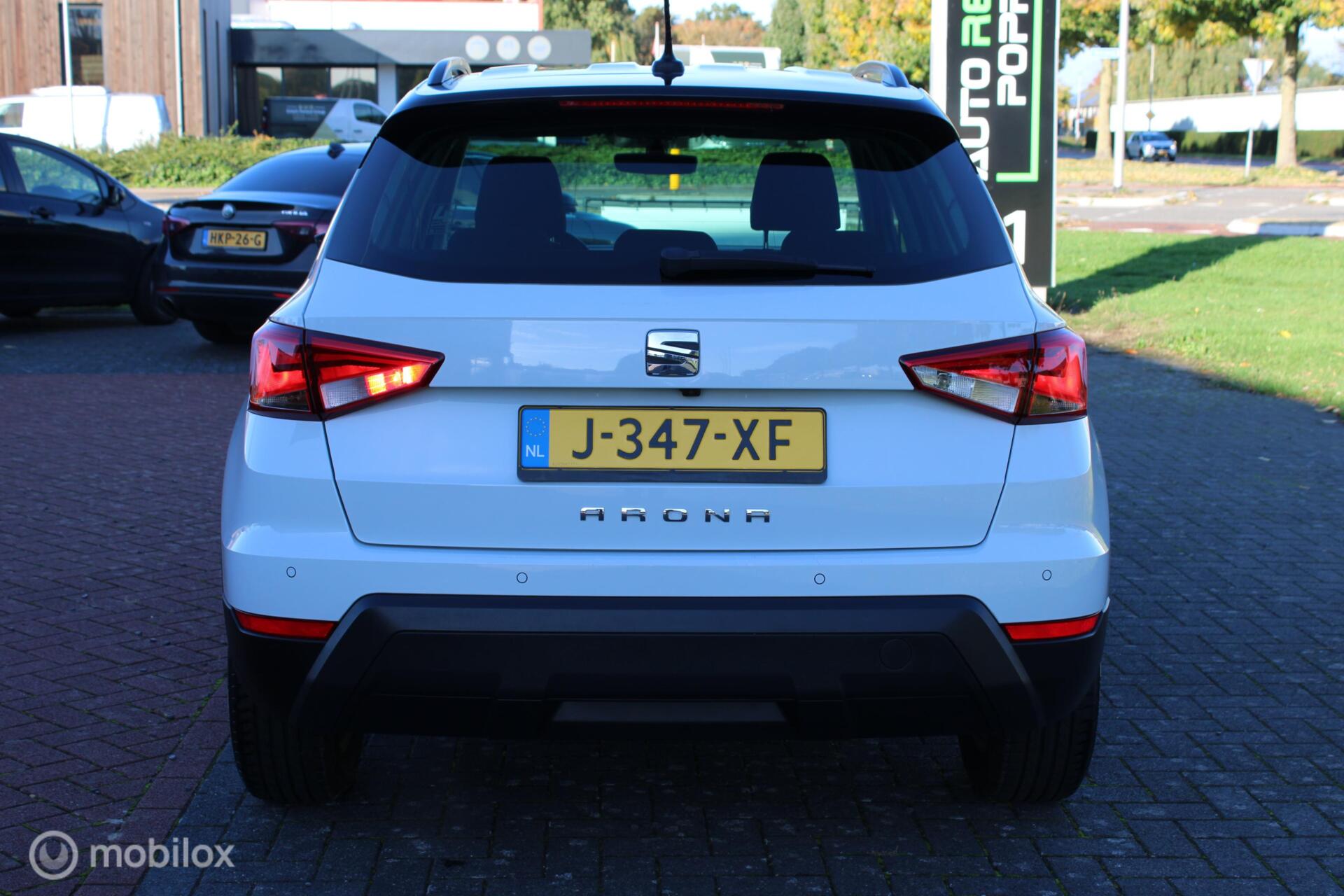 48511008-6.jpg